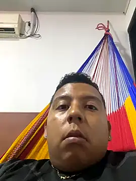 stivlz online show from November 2025 12:44:02 AM