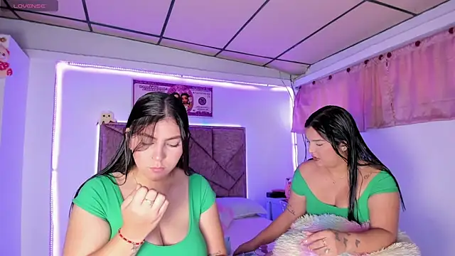 Cristal Smith20 online show from November 2025 12:37:01 PM