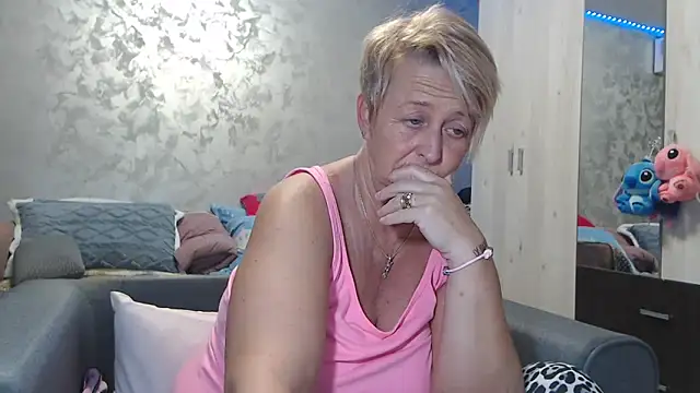 RosesandLillies online show from February 2026 05:57:02 PM