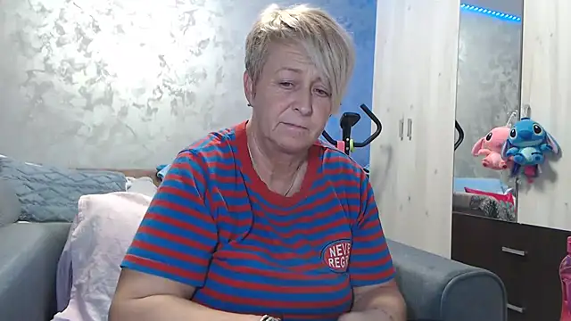 RosesandLillies online show from March 2026 05:53:02 PM