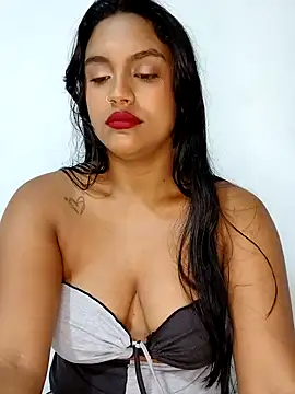 victoria roussee online show from March 2025 09:45:01 AM