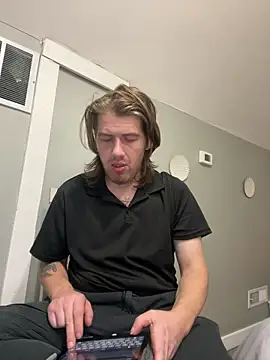 Explosive andyy online show from November 2025 08:36:02 AM