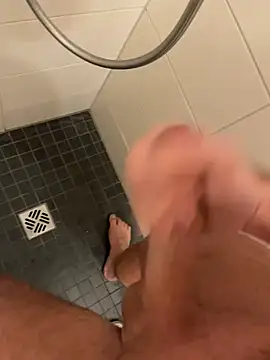 Snapshot of Nigel993 chatting on March 2025 10:56:01 PM Nigel993 online show from March 2025 10:56:01 PM