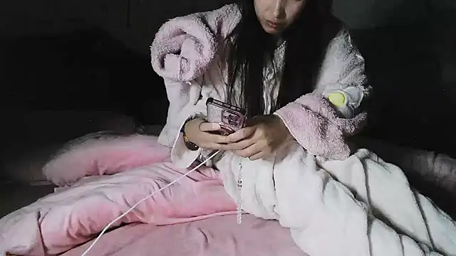 hebe-02 online show from November 2025 01:50:01 PM