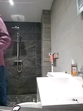 Snapshot of Mrnutella chatting on March 2025 12:54:02 AM Mrnutella online show from March 2025 12:54:02 AM