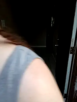 HTXBELLE online show from September 2025 12:04:01 AM