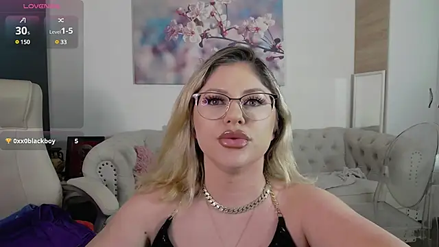 JanelleBrown  online show from March 2025 04:44:02 PM