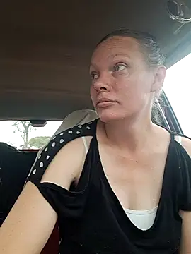 redsparrowXxXx online show from April 2026 06:50:02 AM