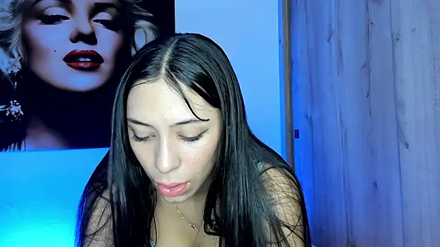 TANIA 06 online show from September 2025 01:12:02 PM