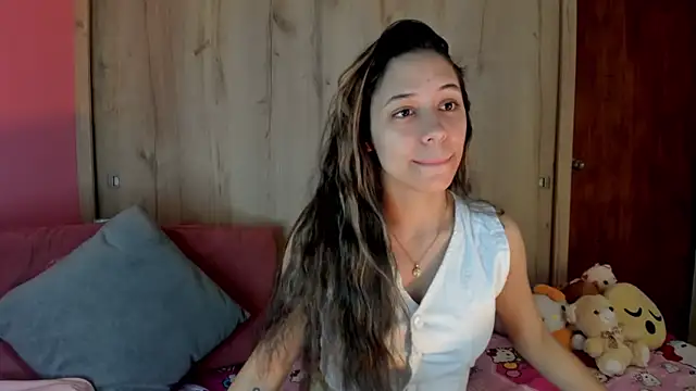 Snapshot of TANIA_06 chatting on June 2026 01:26:02 PM TANIA 06 online show from June 2026 01:26:02 PM