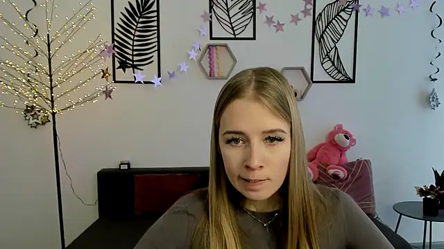 Snapshot of AnnNorriss chatting on February 2025 11:22:02 AM AnnNorriss online show from February 2025 11:22:02 AM