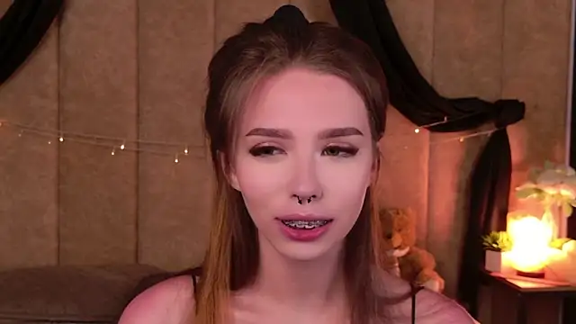 Sierra Fane online show from September 2025 08:41:01 PM