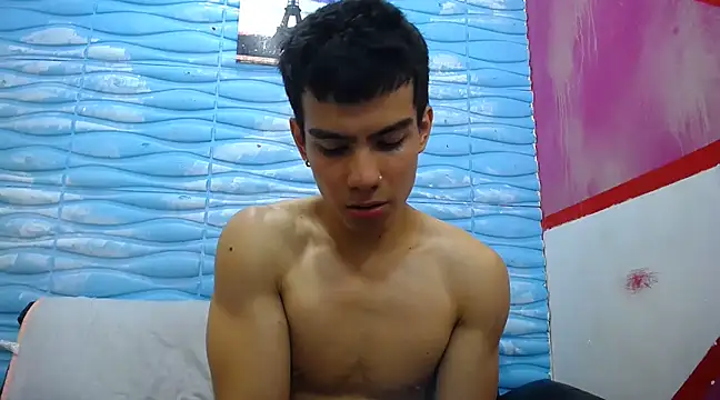 seigfried0 online show from March 2025 10:42:01 PM