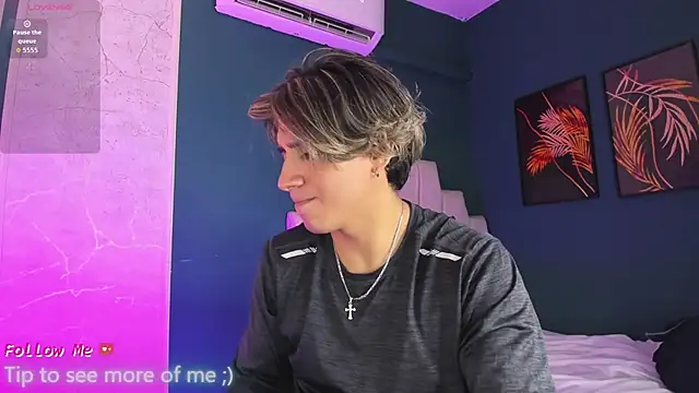 Allex Cano online show from September 2025 07:13:02 PM