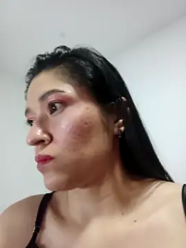 julieth26 online show from March 2026 08:47:02 PM