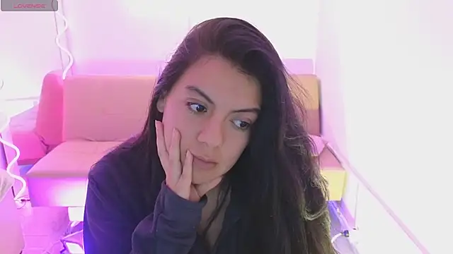 Snapshot of Coraline_tay chatting on March 2025 07:13:02 AM Coraline tay online show from March 2025 07:13:02 AM