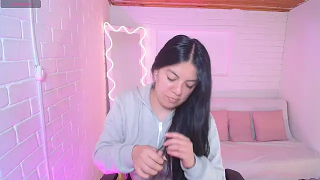Snapshot of Coraline_tay chatting on September 2025 07:25:01 PM Coraline tay online show from September 2025 07:25:01 PM