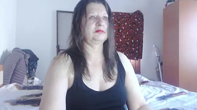 Snapshot of ExtasyMature chatting on April 2026 05:40:01 AM ExtasyMature online show from April 2026 05:40:01 AM