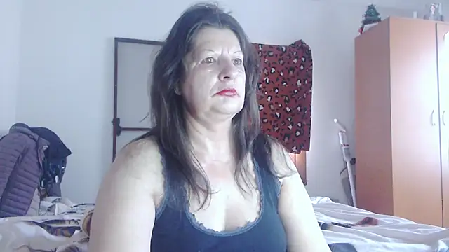 Snapshot of ExtasyMature chatting on April 2026 05:10:01 AM ExtasyMature online show from April 2026 05:10:01 AM