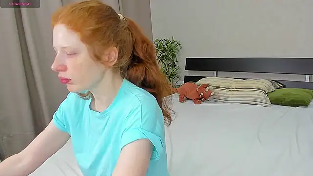 Sandra Wi1son online show from March 2025 02:25:02 AM