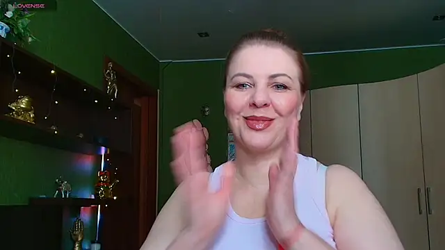 VeronikawGold online show from July 2026 07:12:01 AM