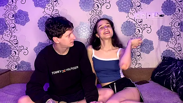 baby lesi online show from December 2025 06:58:01 PM