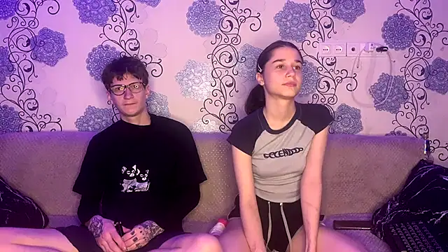 baby lesi online show from December 2025 07:45:02 PM