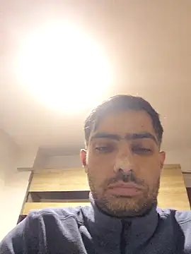 Snapshot of andreiiiii2025 chatting on November 2025 09:56:02 AM andreiiiii2025 online show from November 2025 09:56:02 AM