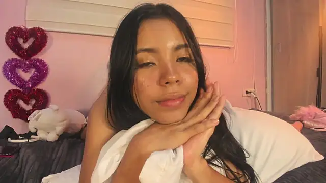 emily sweett24 online show from March 2025 06:56:02 PM