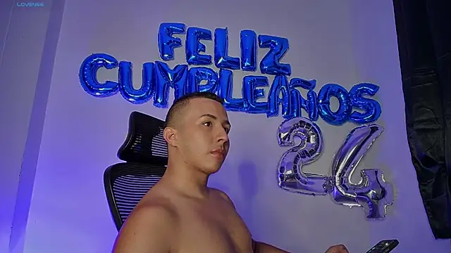 Donathoo1 online show from September 2025 09:50:01 PM