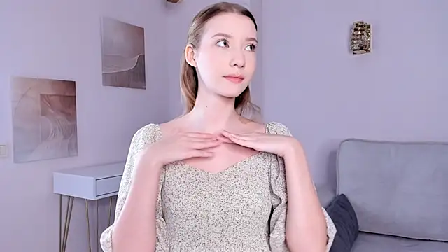 SunnivaCovil online show from February 2025 11:52:01 AM