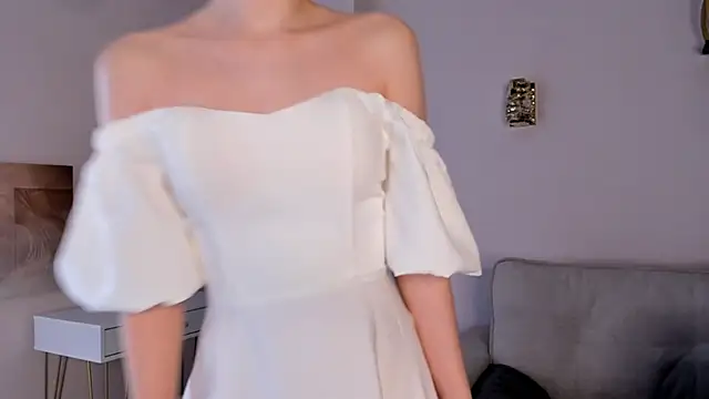 SunnivaCovil online show from February 2025 02:03:02 PM