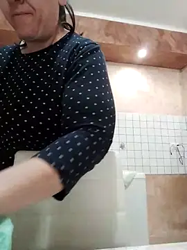 Dolcecurvy online show from October 2025 09:00:02 AM