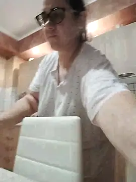 Dolcecurvy online show from November 2025 11:05:02 PM