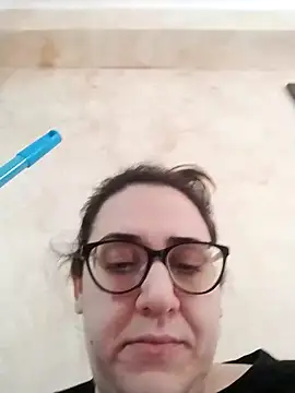 Snapshot of Dolcecurvy chatting on April 2026 01:41:01 PM Dolcecurvy online show from April 2026 01:41:01 PM