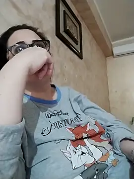 Snapshot of Dolcecurvy chatting on April 2026 09:20:01 PM Dolcecurvy online show from April 2026 09:20:01 PM