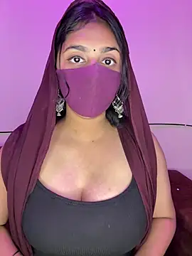 Dishasarmaa05 online show from March 2025 05:39:01 PM