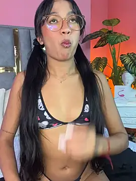 Tyla Ks online show from March 2025 08:31:01 PM