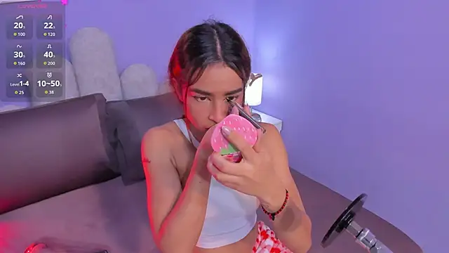Snapshot of honey_sofii_ chatting on May 2026 11:40:01 AM honey sofii online show from May 2026 11:40:01 AM