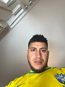 Leandro5523Z online show from April 2026 09:44:01 AM