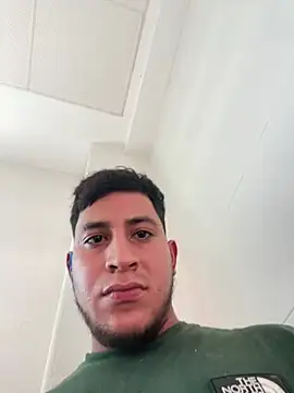 Leandro5523Z online show from May 2026 05:34:02 PM