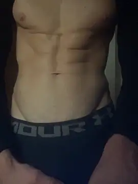 Snapshot of cazzone912025 chatting on October 2025 02:45:01 AM cazzone912025 online show from October 2025 02:45:01 AM