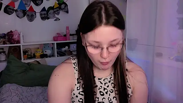 milliedoll online show from November 2025 06:26:02 AM