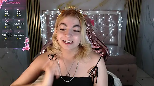Snapshot of lili_conor_s chatting on September 2025 03:33:02 AM lili conor s online show from September 2025 03:33:02 AM