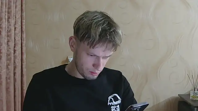 frama666 online show from November 2025 09:05:02 PM