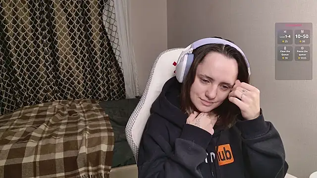 Luna Loveee online show from September 2025 03:51:01 AM