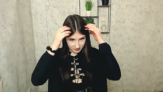  MiaAngell online show from March 2025 02:01:02 PM