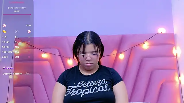 innocenthazel online show from September 2025 02:45:01 AM