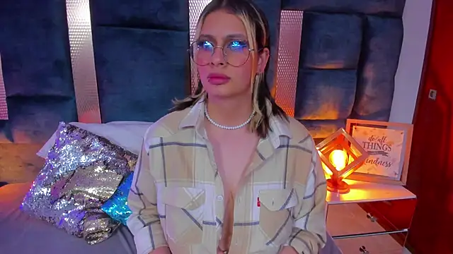 SteffyMontes online show from March 2025 09:43:02 PM