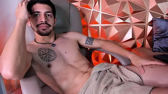 AlejandroStormm online show from March 2026 08:19:01 AM